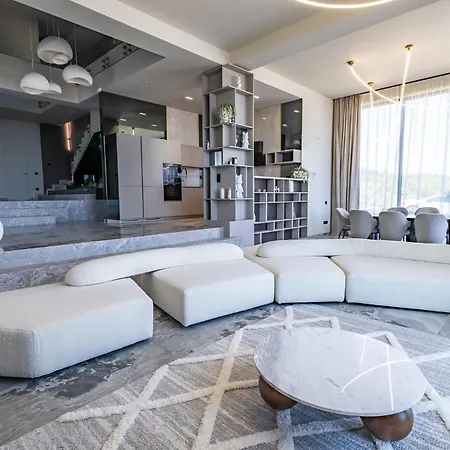 Alikanto 5 Bedrooms 5 Bathrooms Luxury House With Pool Villa