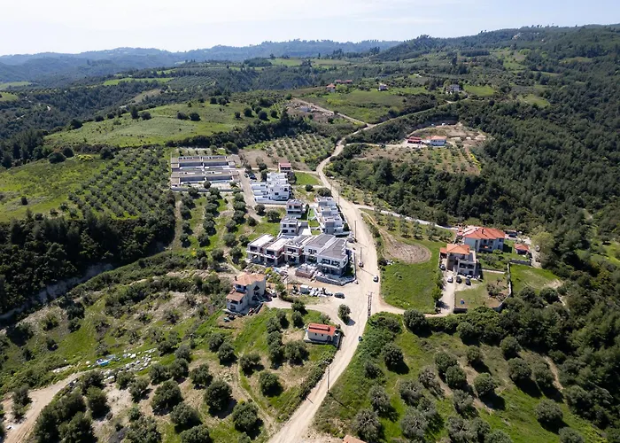 5 Bedrooms 5 Bathrooms Luxury House With Pool Villa Polychrono